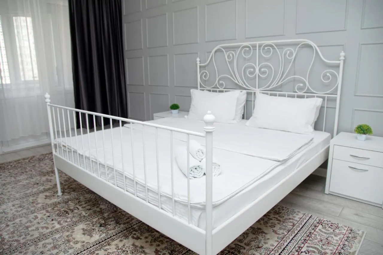 Жк Шахристан 25 Apartment Almaty